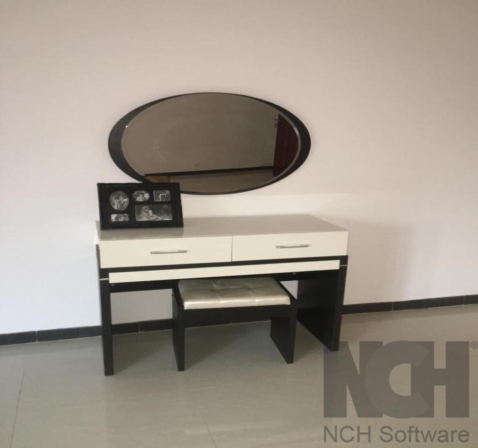 Saly - Villa Kage 6 Chambres -Clim-Wifi-Eau Chaude-Billard-Babyfoot-Ping Pong-Canal - Electricite Non Comprise Bagian luar foto